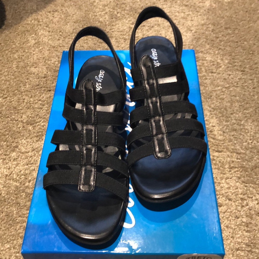 Easy street Mandarin sandals